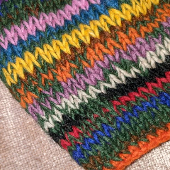 SOLD Hand knit ski and skateboard Sherpa cap - Picture 8 of 10